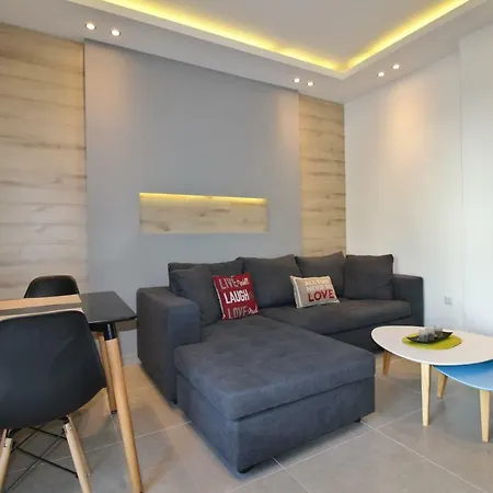Yellow Group Mesitiki Apartment *