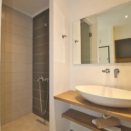 Yellow Group Mesitiki Apartment